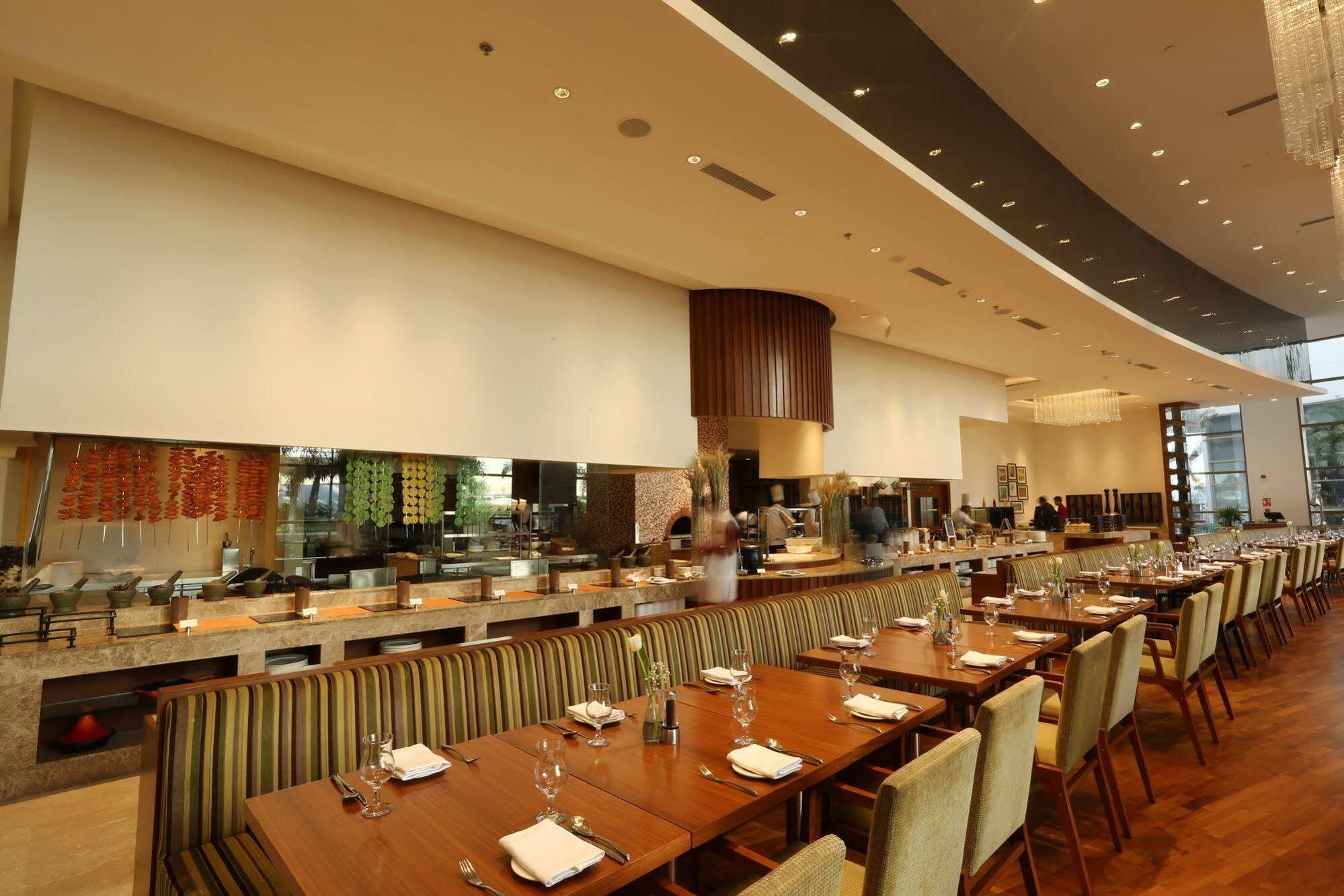 Taj Swarna, Amritsar 호텔 외부 사진 The restaurant